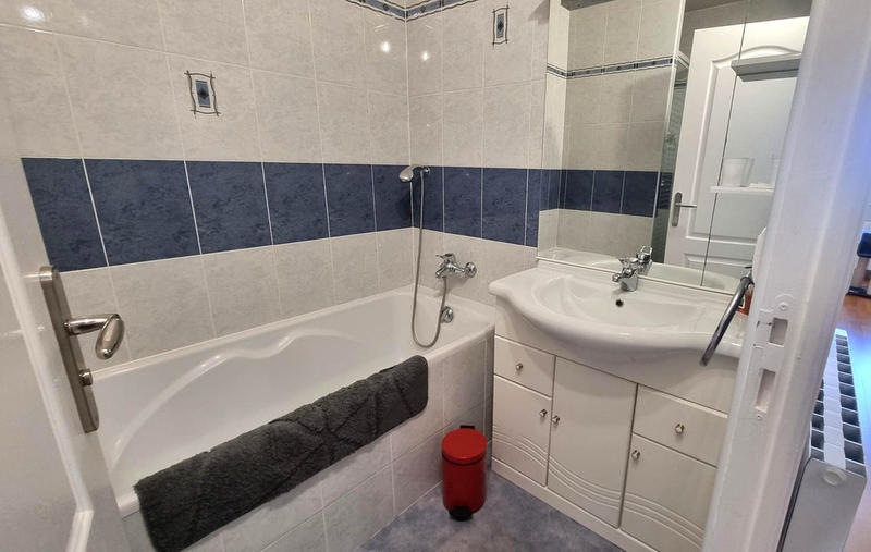 Maison - 196 m² - 6 pièces