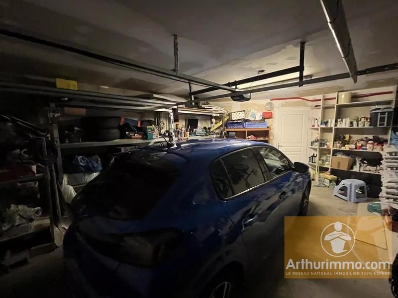 Maison - 274 m² - 10 pièces