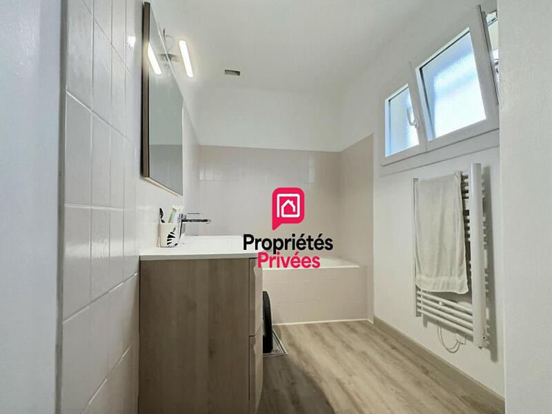 Maison - 162 m² - 6 pièces