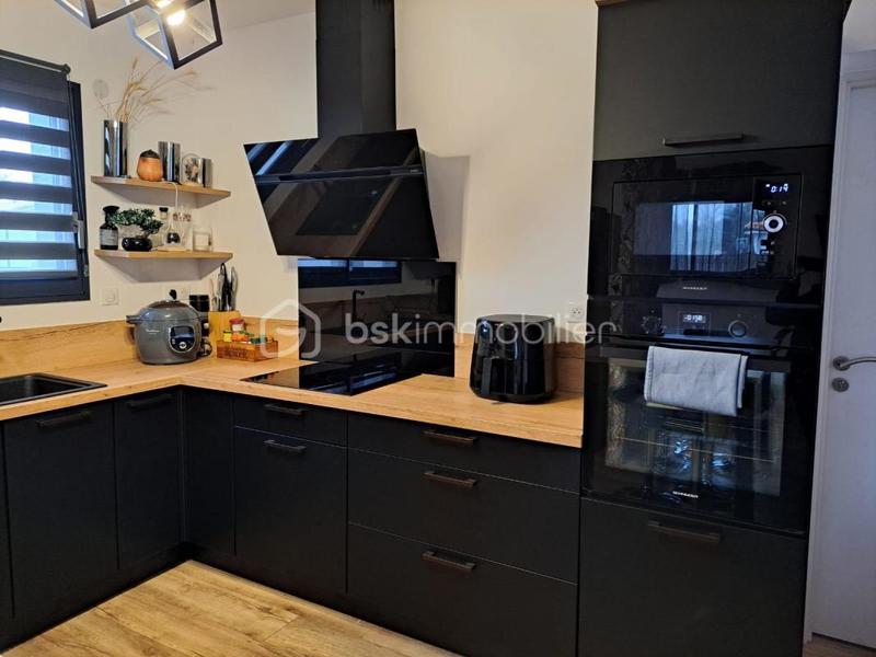 Maison - 133 m² - 6 pièces