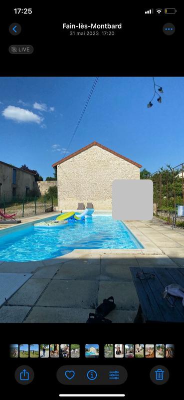 Maison - 210 m² - 10 pièces