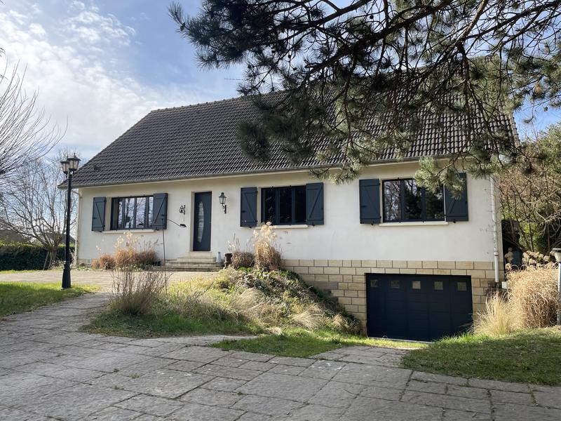 Pavillon - 211 m² - 9 pièces