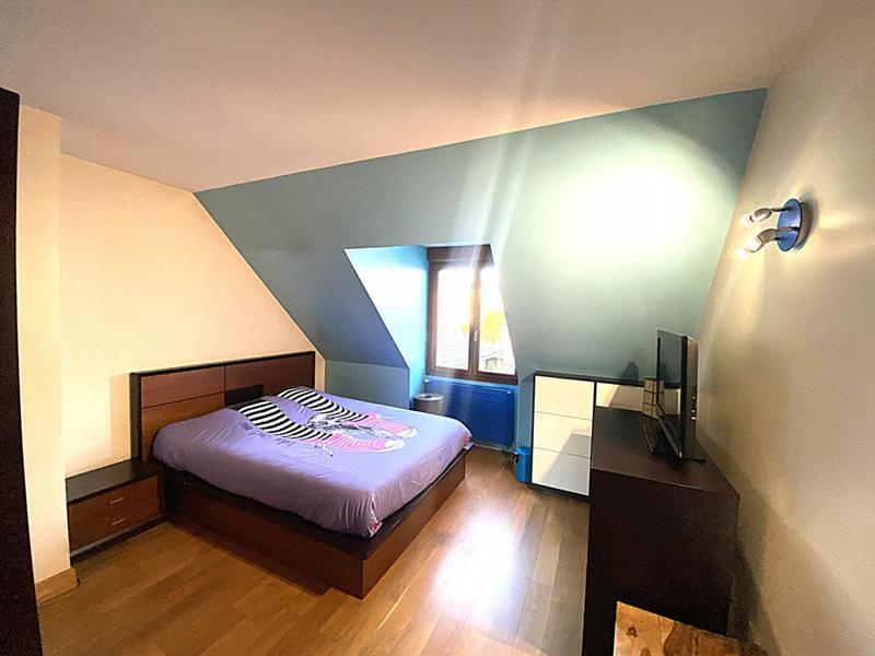 Maison - 368 m² - 6 pièces