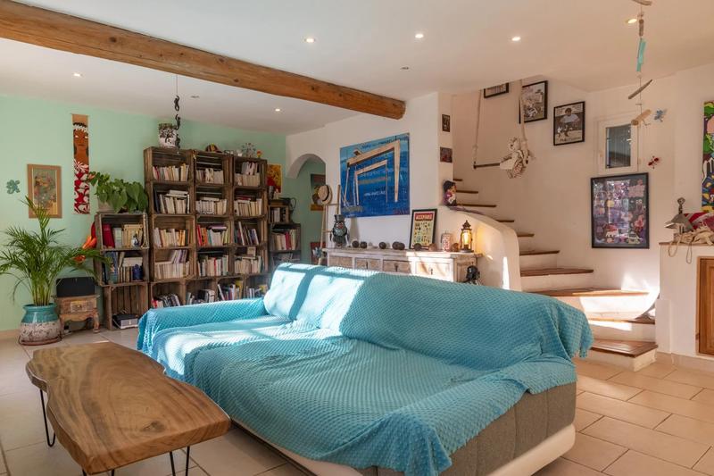 Villa - 137 m² - 6 pièces