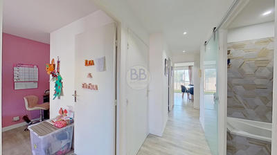 Appartement - 65 m² - 3 pièces