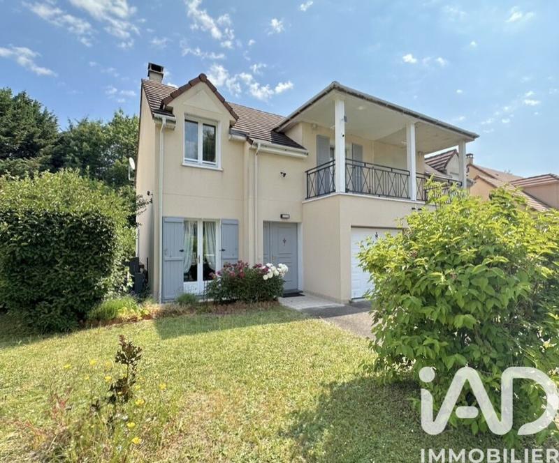 Maison - 96 m² - 6 pièces