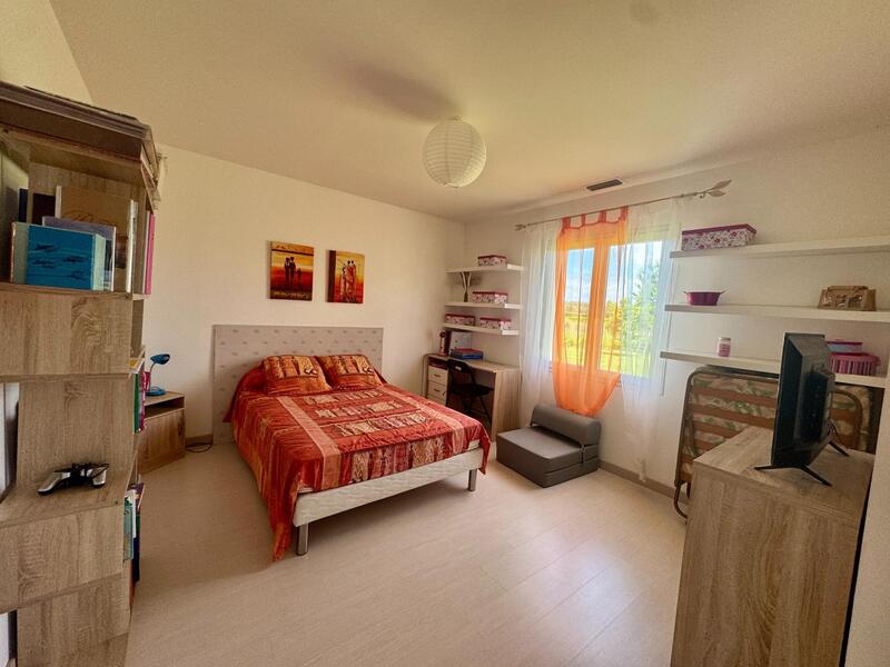 Maison - 190 m² - 6 pièces