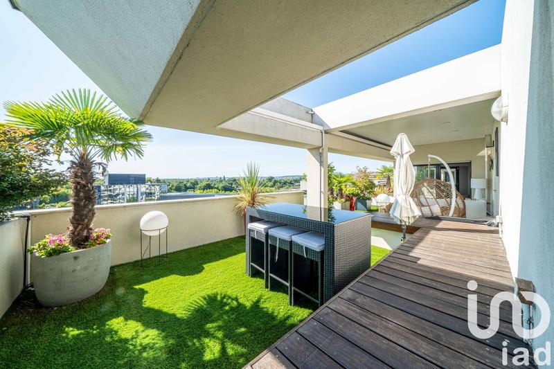 Duplex - 239 m² - 7 pièces