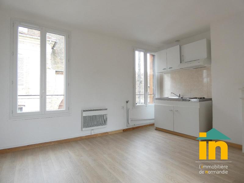 Immeuble - 130 m² - 8 pièces