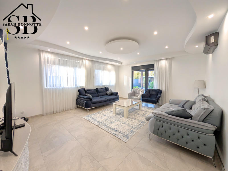 Maison - 145 m² - 5 pièces