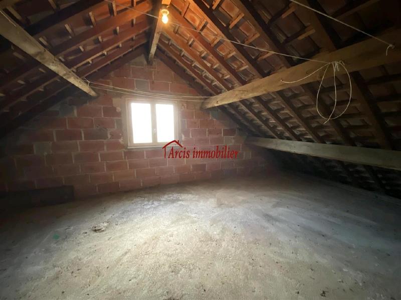 Maison - 83 m² - 5 pièces