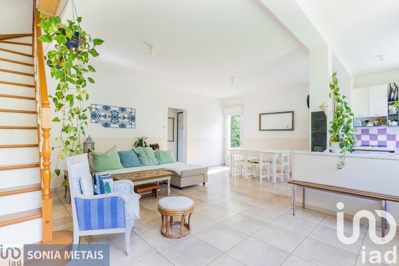 Maison - 100 m² - 6 pièces