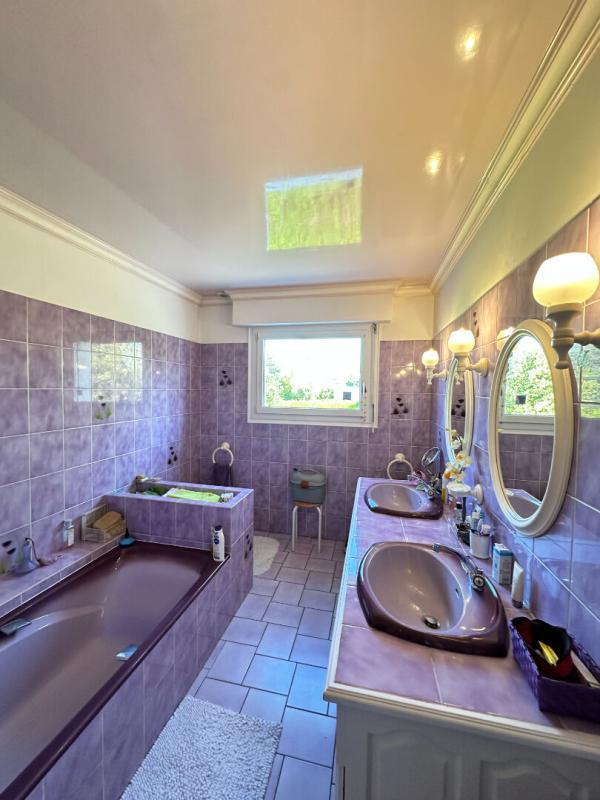 Maison - 174 m² - 7 pièces