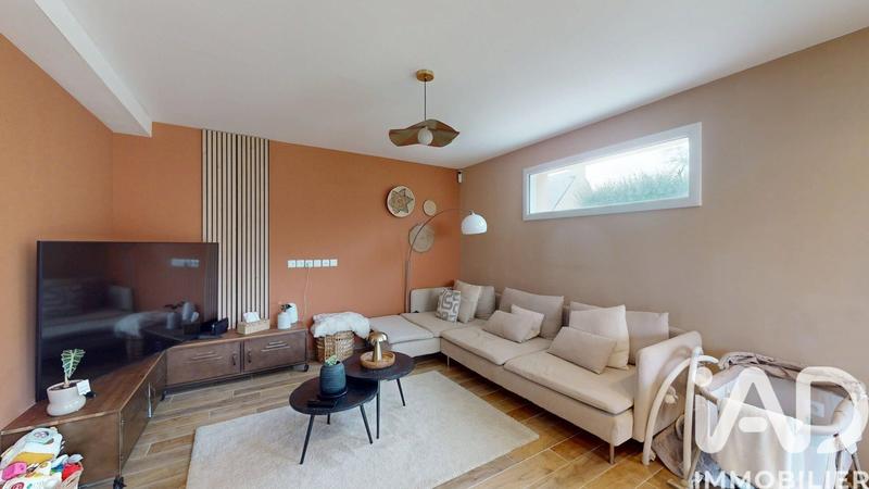 Maison - 99 m² - 4 pièces