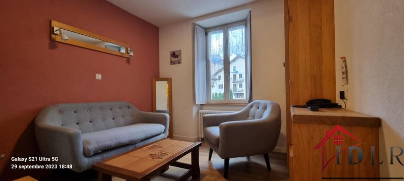 Fonds de commerce - Local commercial - 895 m²