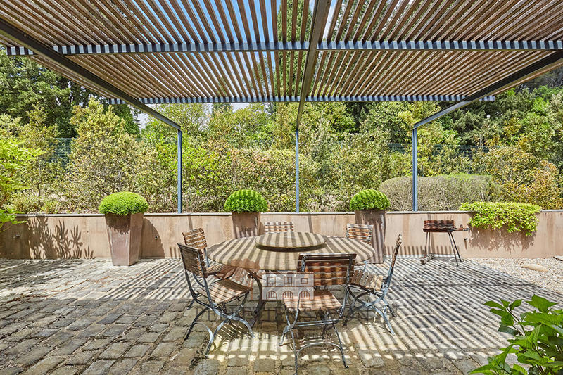 Maison - 200 m² - 6 pièces