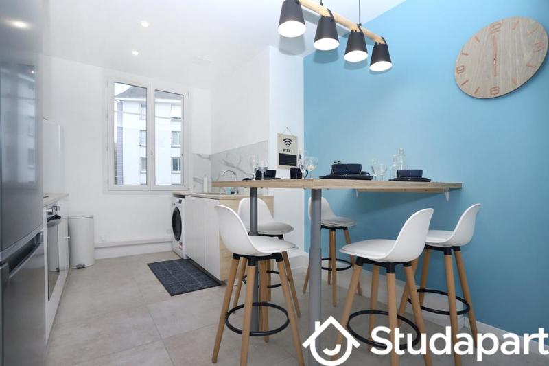 Chambre - 11 m² - 1 pièce