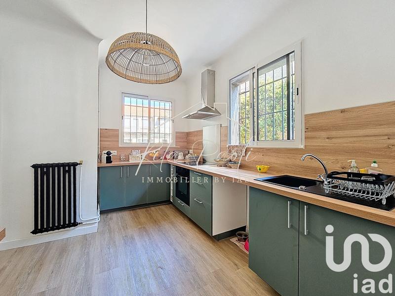 Maison - 226 m² - 13 pièces