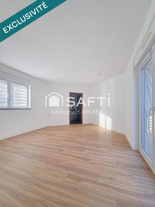 Maison - 300 m² - 8 pièces