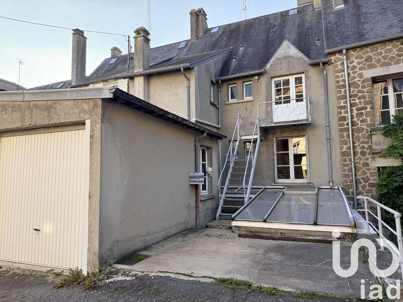 Maison - 137 m² - 7 pièces