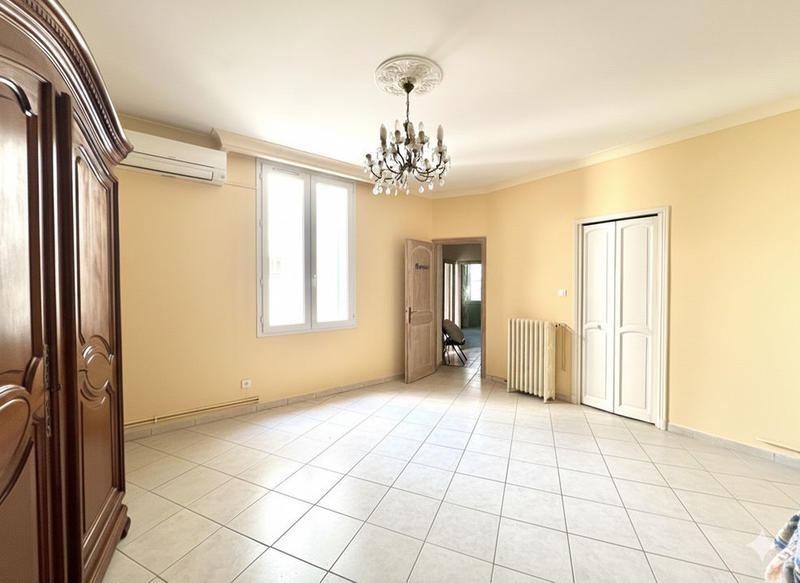 Maison - 178 m² - 7 pièces