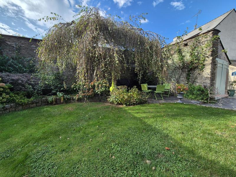 Maison - 288 m² - 7 pièces