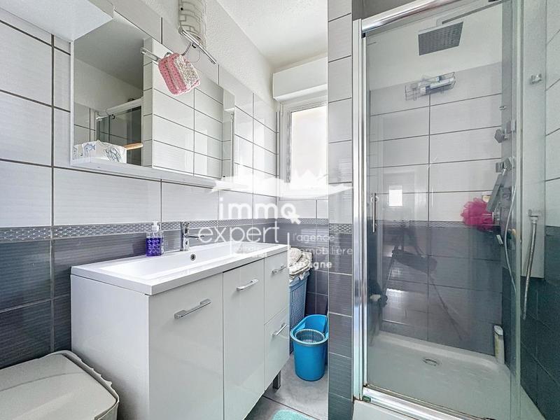 Villa - 184 m² - 6 pièces