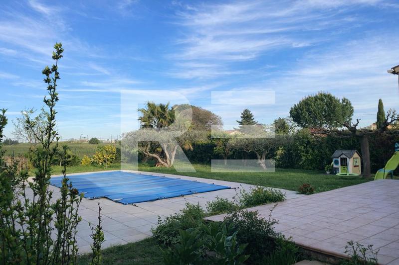 Maison - 96 m² - 4 pièces