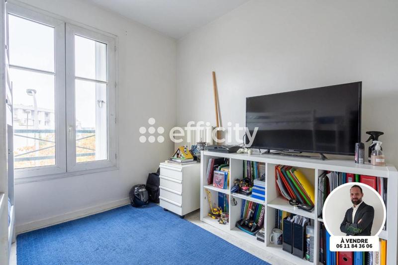 Appartement - 79 m² - 4 pièces