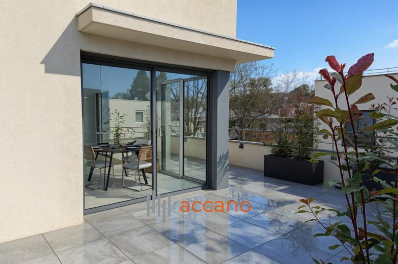 Appartement - 96 m² - 4 pièces