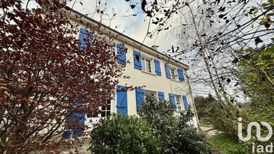 Maison - 305 m² - 1 pièce