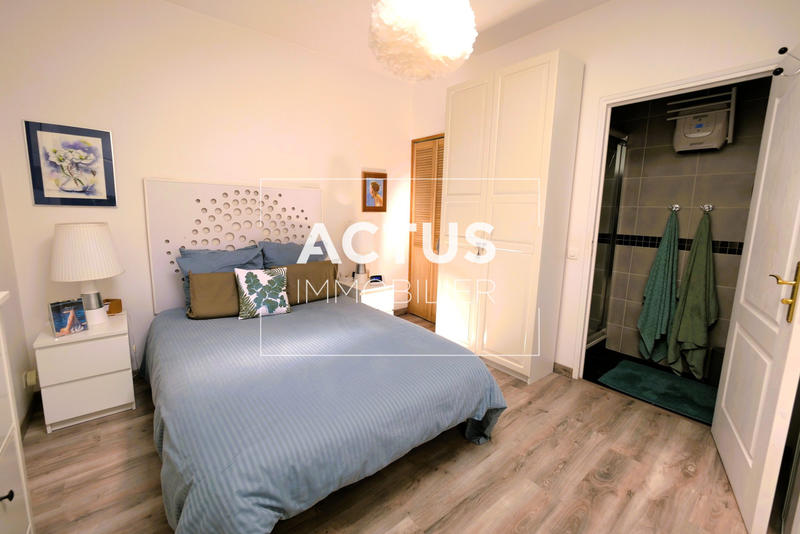 Appartement - 138 m² - 4 pièces