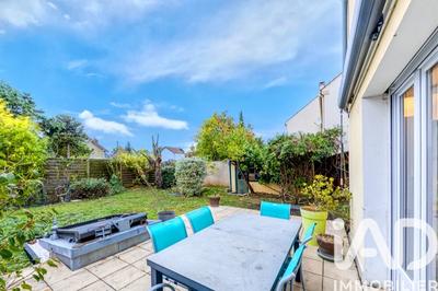 Maison - 155 m² - 6 pièces