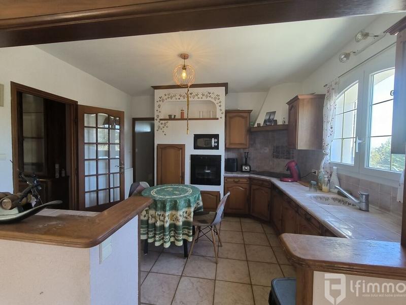 Villa - 140 m² - 5 pièces