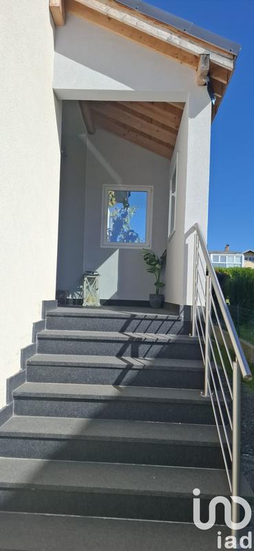 Maison - 101 m² - 5 pièces