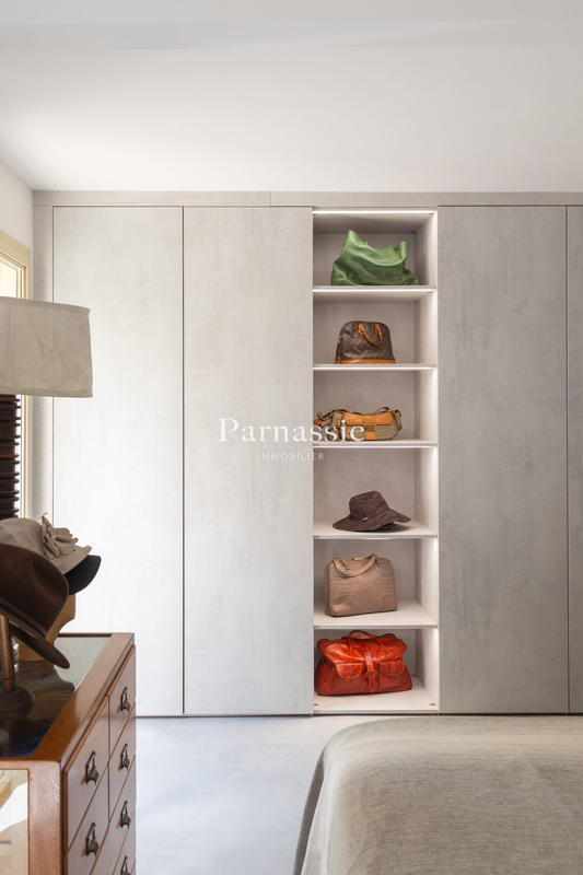 Villa - 240 m² - 6 pièces