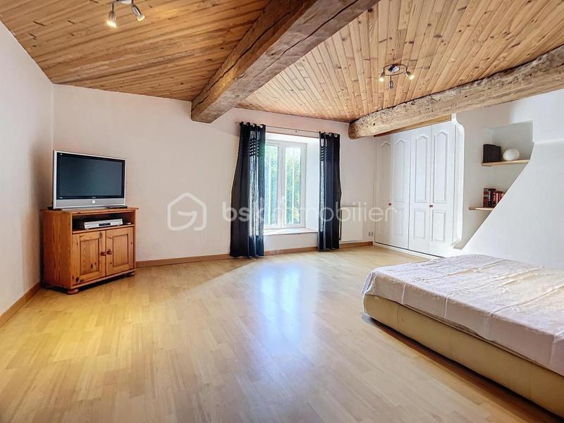 Longère - 252 m² - 7 pièces