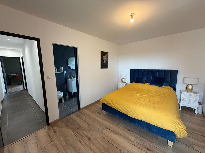 Maison - 108 m² - 4 pièces