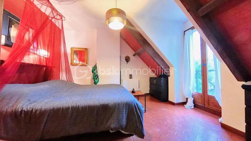 Maison - 131 m² - 6 pièces