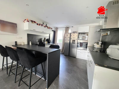 Appartement - 83 m² - 4 pièces