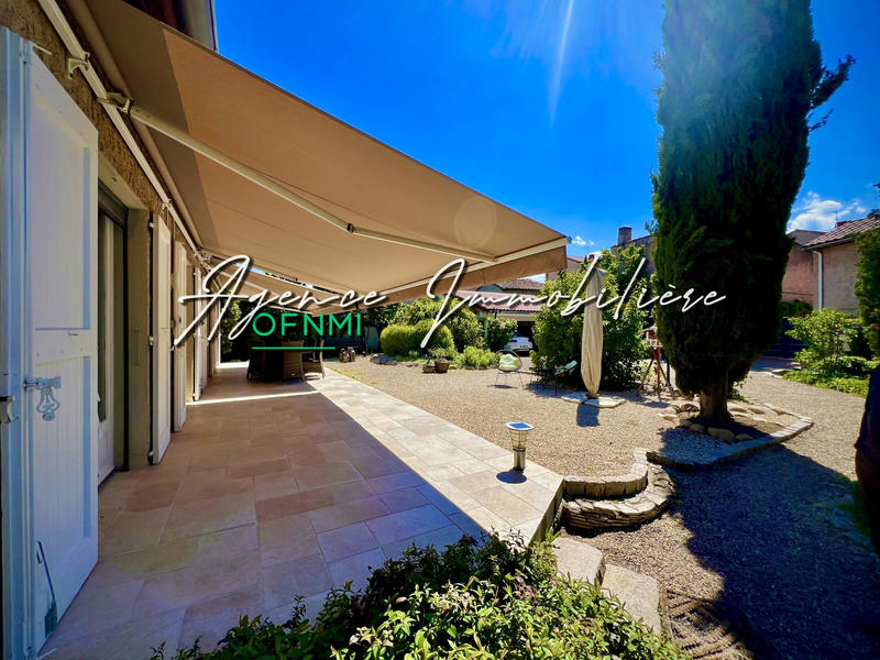 Villa - 192 m² - 7 pièces