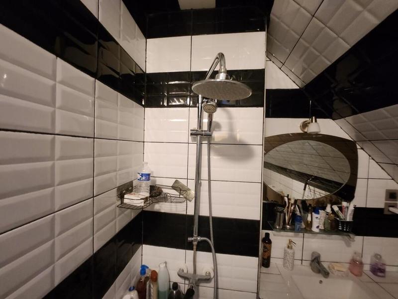 Immeuble - 92 m² - 7 pièces