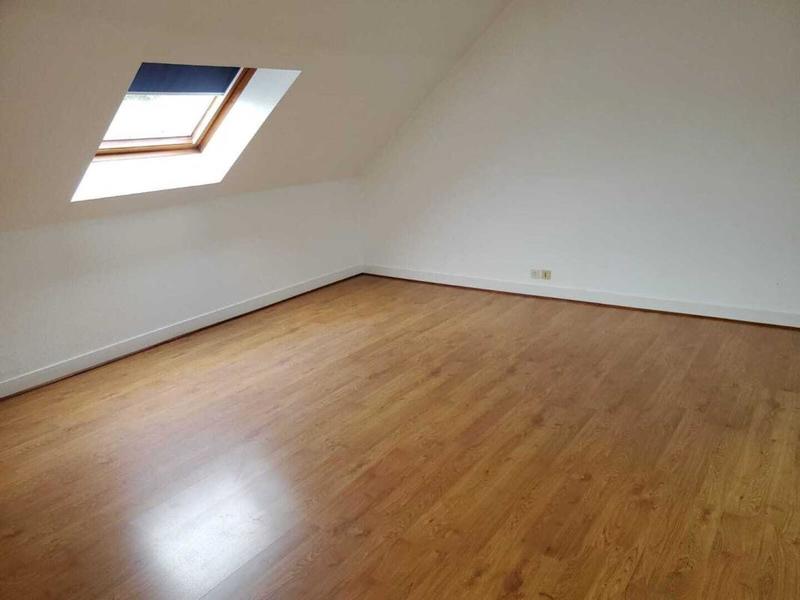 Maison - 186 m² - 8 pièces