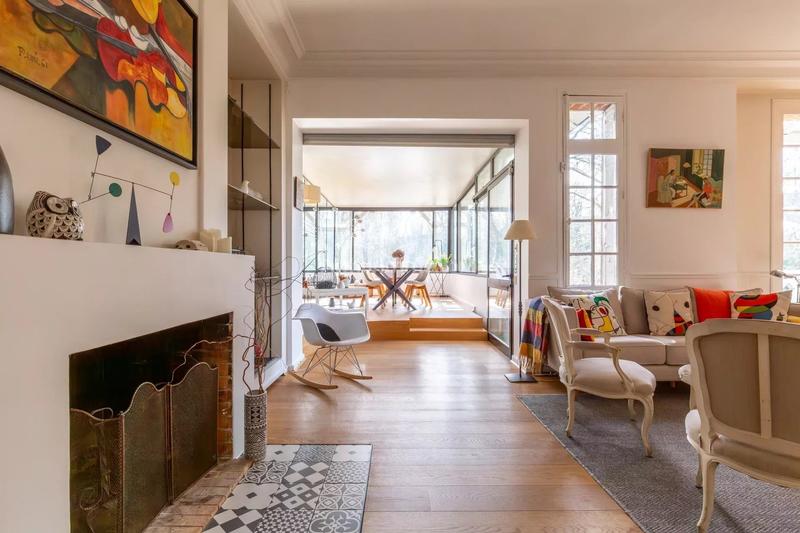 Maison - 954 m² - 10 pièces