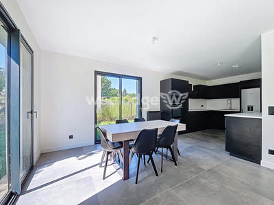 Maison - 117 m² - 7 pièces