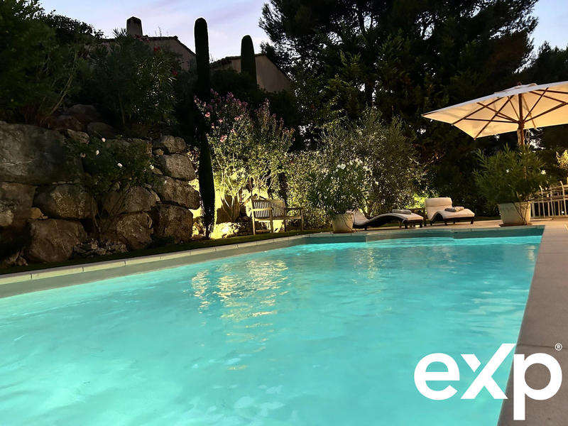 Villa - 145 m² - 5 pièces