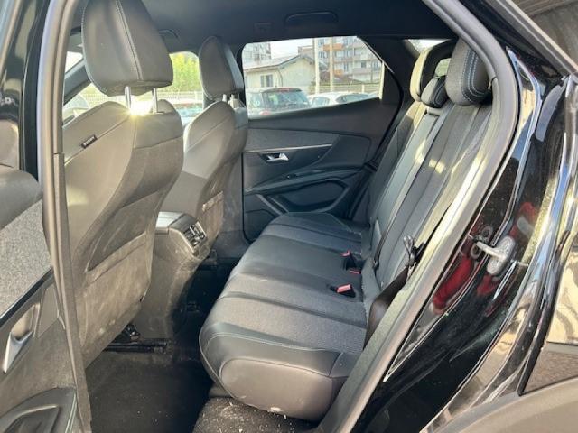 Peugeot 3008 PureTech 130ch s&amp;S Eat8 Allure Pack