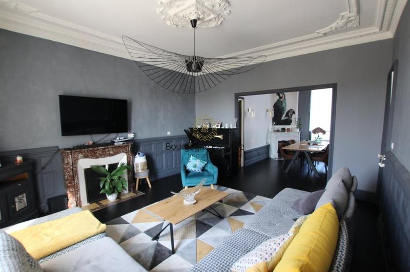 Maison bourgeoise - 151 m² - 5 pièces