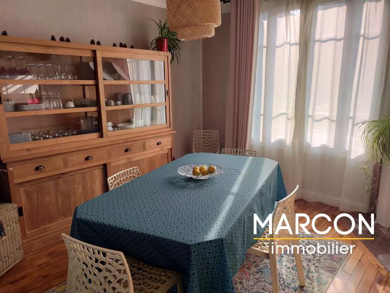 Maison de ville - 95 m² - 5 pièces