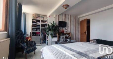 Maison - 240 m² - 10 pièces